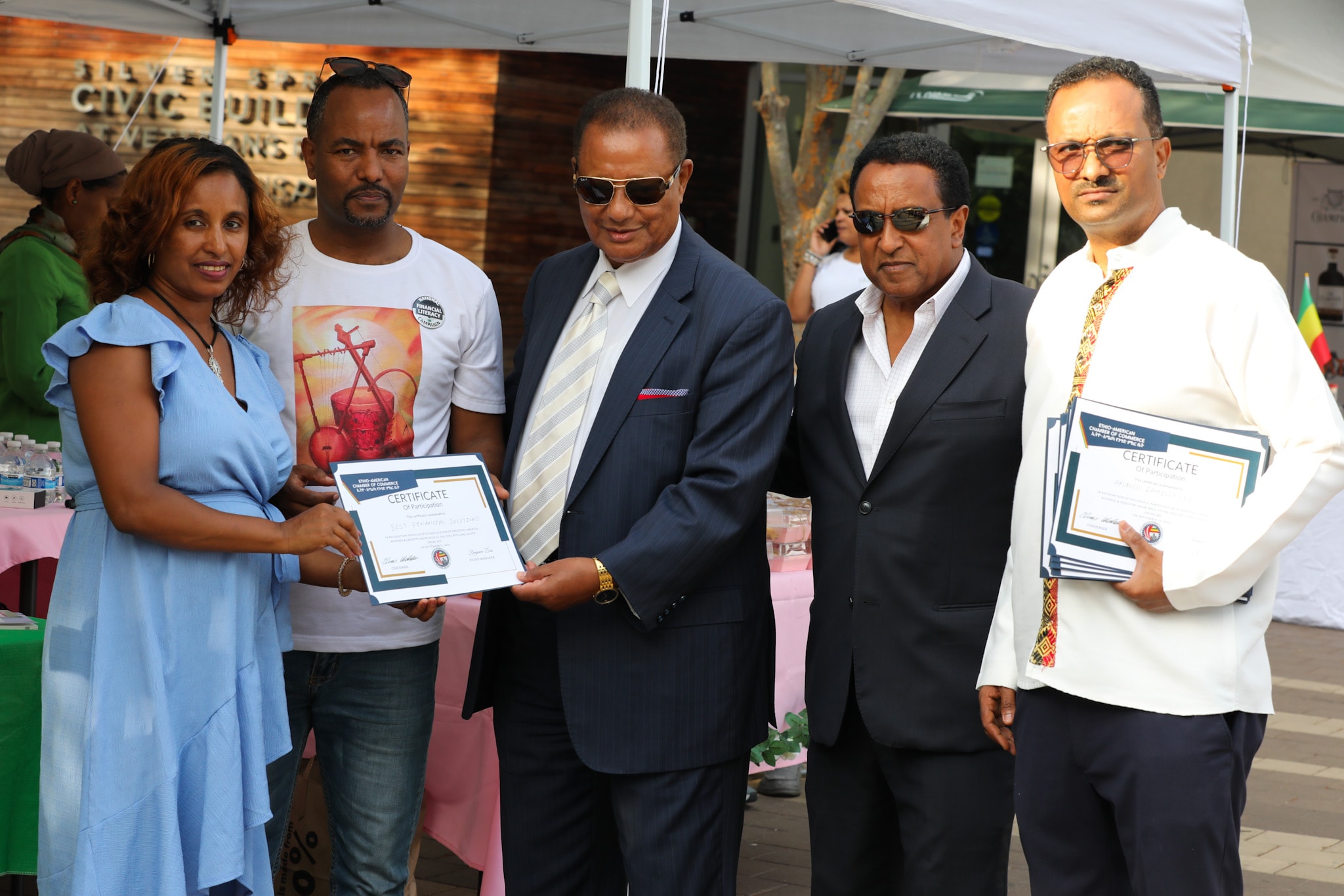 Business Industry Show 2024 group certificate presentation